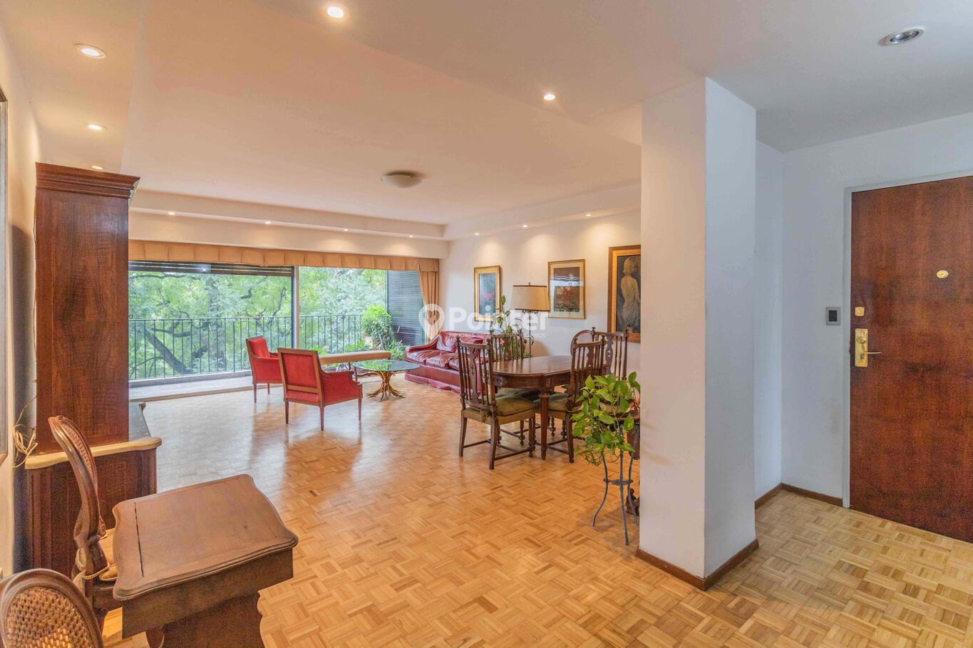 APARTAMENTO FRENTE AL CLUB DE GOLF