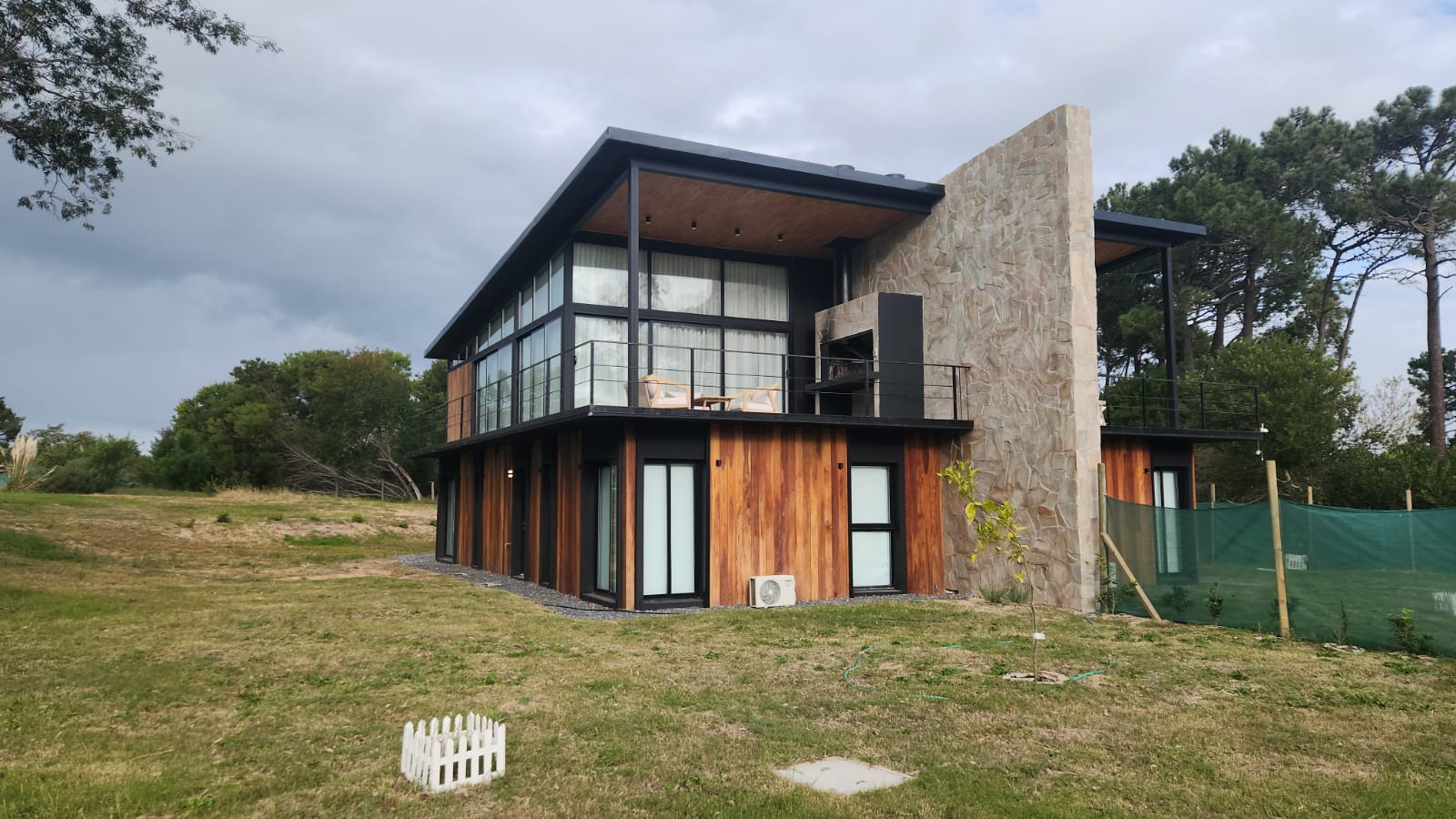 DUPLEX EN LA BARRA DE MALDONADO